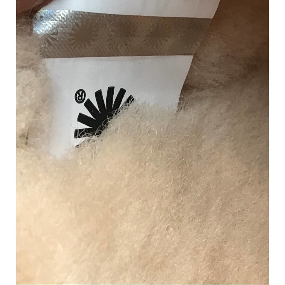 UGG Youth Boot Classic II Glitter Water Resistant - Picture 10 of 10